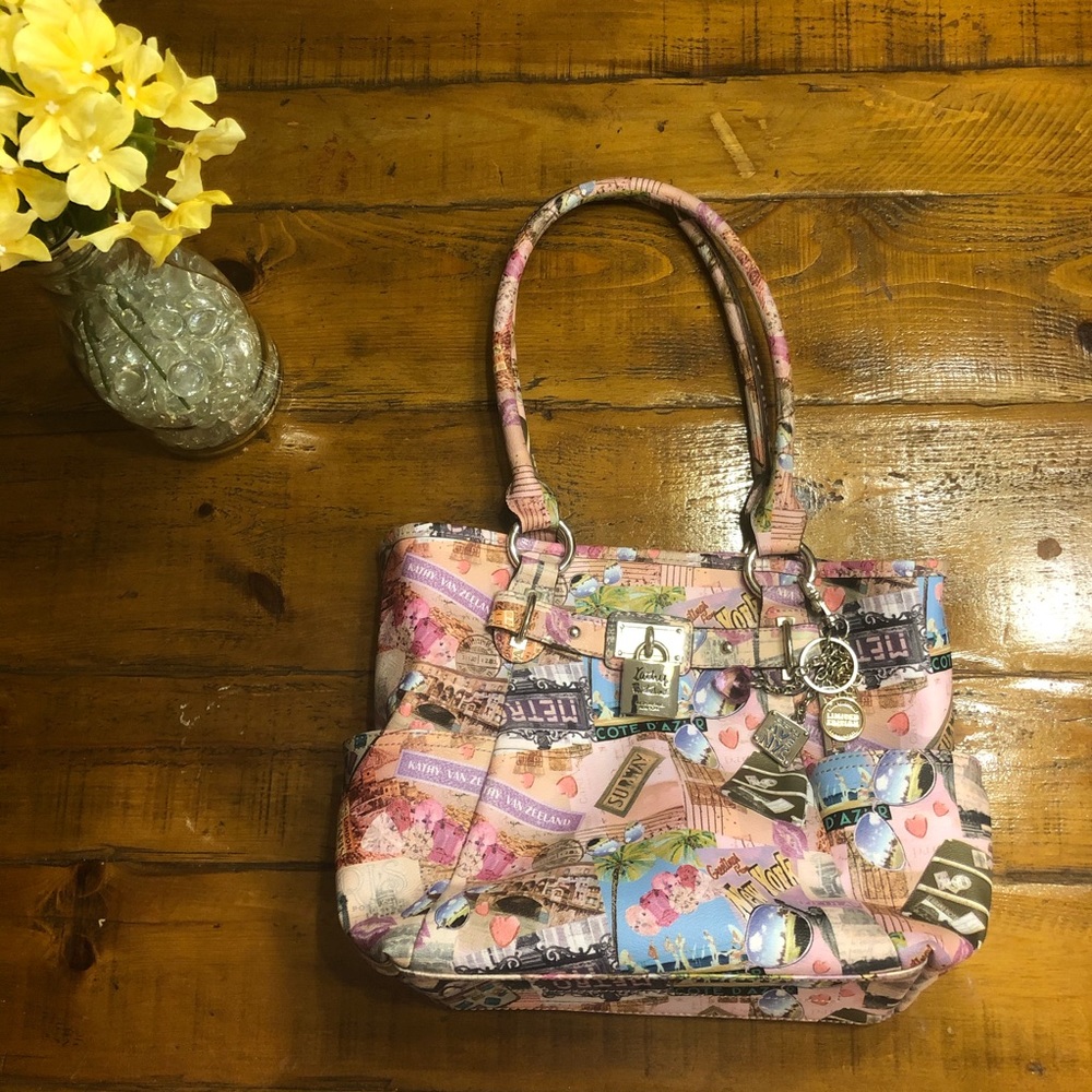 COPY - Kathy Van Zeeland Summer 2011 NYC Purse